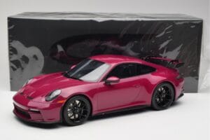 Porsche 911 992 GT3 Ruby Star Neo Red GT Spirit 1:12 GT536 Resin – Bild 6 von 6