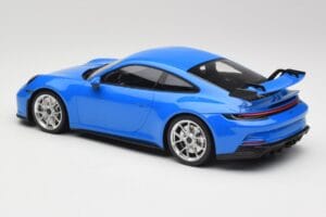 Porsche 911 992 GT3 Shark Blau & Silber Räder Minichamps 1:18 143069015 Resin – Bild 5 von 6