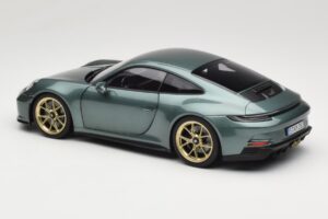 Porsche 911 992 GT3 Touring Package Malachite Green Metallic Norev 1:18 187382 Metall – Bild 7 von 8
