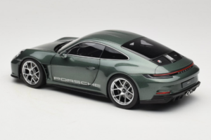 Porsche 911 992 S/T Malachite Green Metallic Norev 1:18 187472 Metall – Bild 7 von 8