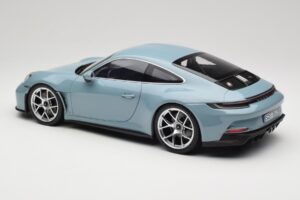 Porsche 911 992 S/T Meisenblau Norev 1:12 127550 Metall – Bild 5 von 6