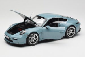 Porsche 911 992 S/T Meissen Blue Norev 1:18 187470 Metall – Bild 2 von 8