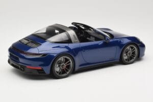 Porsche 911 992 Targa 4 GTS Blue Metallic Minichamps 1:18 155061060 Metall – Bild 2 von 6