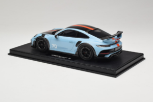 Porsche 911 992 TechArt GTstreet R Gulf Blue TechArt 1:18 REMC010 Resin – Bild 5 von 6
