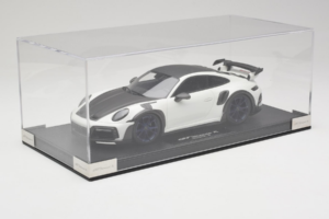Porsche 911 992 TechArt GTstreet R Weiss Mit Blauen Rädern TechArt 1:18 REMC014 Resin – Bild 2 von 6