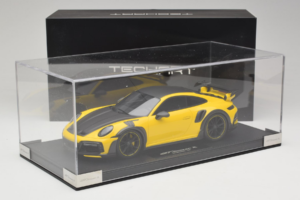 Porsche 911 992 TechArt GTstreet R Gelb Mit Schwarzen Rädern TechArt 1:18 REMC011 Resin – Bild 6 von 6