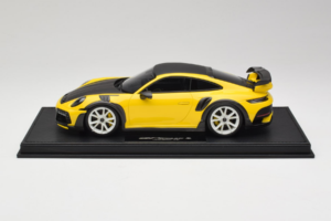 Porsche 911 992 TechArt GTstreet R Gelb Mit Weissen Rädern TechArt 1:18 REMC015 Resin