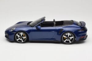 Porsche 911 992 Turbo S Cabriolet Blue Metallic Minichamps 1:18 155069081 Metall – Bild 3 von 6