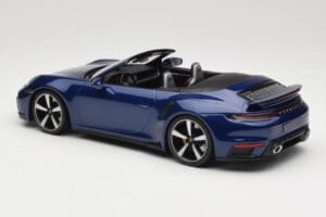 Porsche 911 992 Turbo S Cabriolet Blue Metallic Minichamps 1:18 155069081 Metall – Bild 5 von 6
