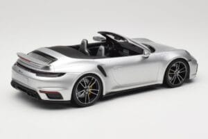 Porsche 911 992 Turbo S Cabriolet Silber Minichamps 1:18 155069082 Metall – Bild 2 von 6