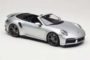 Porsche 911 992 Turbo S Cabriolet Silber Minichamps 1:18 155069082 Metall – Bild 4 von 6