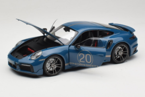 Porsche 911 992 Turbo S Coupe Sport Design Blau Minichamps 1:18 113069073 Metall – Bild 2 von 8