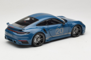 Porsche 911 992 Turbo S Coupe Sport Design Blau Minichamps 1:18 113069073 Metall – Bild 3 von 8