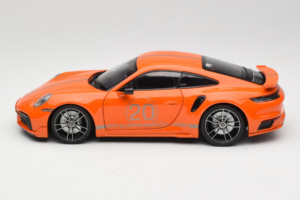 Porsche 911 992 Turbo S Coupe Sport Design Orange Minichamps 1:18 113069074 Metall – Bild 4 von 8