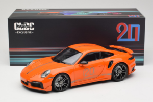 Porsche 911 992 Turbo S Coupe Sport Design Orange Minichamps 1:18 113069074 Metall – Bild 8 von 8