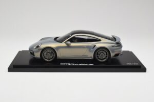 Porsche 911 Turbo S 992 Silver Bamboo Chromaflire With Display Case Spark 1:18 WAP0219100RTSS Resin
