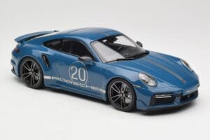 Porsche 911 992 Turbo S Sport Design Package Gentian Blue Metallic Minichamps 1:18 155069170 Metall – Bild 4 von 6