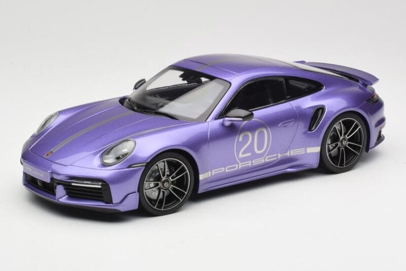 Porsche 911 992 Turbo S Sport Design Package Viola Metallic Minichamps 1:18 155069174 Metall