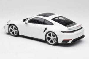 Porsche 911 992 Turbo S Weiss Concept Minichamps 1:18 WAP0211620CNP Metall – Bild 5 von 6