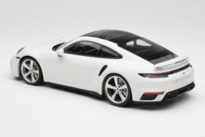 Porsche 911 Turbo S 992 Weiss Minichamps 1:18 WAP0211620RTRB Metall – Bild 5 von 6