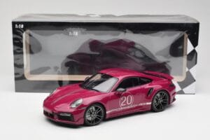 Porsche 911 992 Turbo S mit Sport Design Package Rot Minichamps 1:18 155069172 Metall – Bild 6 von 6