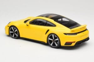 Porsche 911 992 Turbo S Gelb Minichamps 1:18 155069071 Metall – Bild 5 von 6