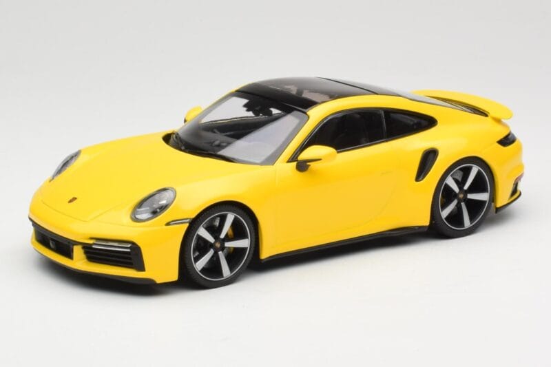 Porsche 911 992 Turbo S Gelb Minichamps 1:18 155069071 Metall