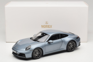 Porsche 911 992.2 Carrera Polar Silver Metallic Norev 1:18 187170 Metall – Bild 8 von 8