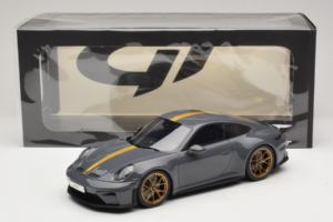 Porsche 911 992.2 GT3 Touring State Grey Neo GT Spirit 1:18 GT577 Resin – Bild 6 von 6