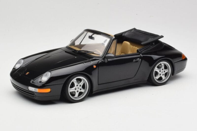 Porsche 911 993 Cabriolet Schwarz UT Models 1:18 27806-U1 Metall
