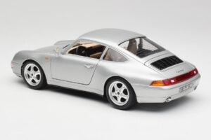 Porsche 911 993 Carrera Silber Bburago 1:18 3050-M1 Metall – Bild 4 von 8
