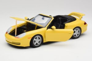 Porsche 911 996 Cabriolet Speed Gelb UT Models 1:18 27906 Metall – Bild 2 von 8