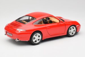 Porsche 911 996 Carrera 4 Rot Bburago 1:18 30085 Metall – Bild 3 von 8