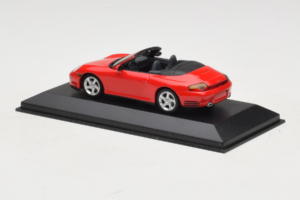 Porsche 911 996 Carrera 4S Cabriolet Rot Minichamps 1:43 400062831 Metall – Bild 3 von 4