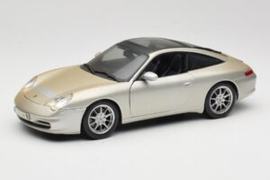 Porsche 911 996 Carrera 4S Silber Maisto 1:18 WAP02102212 Metall
