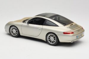 Porsche 911 996 Carrera 4S Silber Maisto 1:18 WAP02102212 Metall – Bild 7 von 8