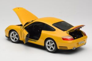 Porsche 911 996 Carrera 4S Gelb Maisto 1:18 WAP02101610 Metall – Bild 5 von 8