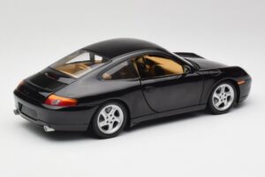 Porsche 911 996 Carrera Schwarz Gate 1:18 1043 Metall – Bild 3 von 8