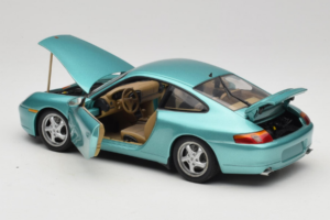 Porsche 911 996 Green Metallic UT Models 1:18 27901 Metall – Bild 5 von 8