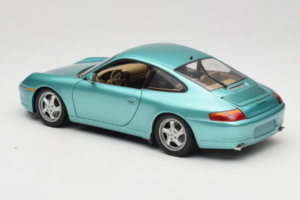 Porsche 911 996 Green Metallic UT Models 1:18 27901 Metall – Bild 7 von 8