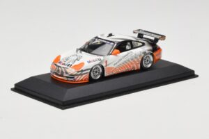 Porsche 911 996 GT3 Cup Mobil 1 #1 VIP Car 2004 Minichamps 1:43 WAP02012115-R1 Metall – Bild 2 von 4