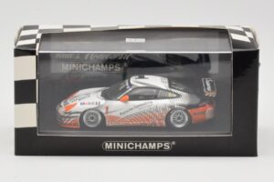 Porsche 911 996 GT3 Cup Mobil 1 #1 VIP Car 2004 Minichamps 1:43 WAP02012115-R1 Metall – Bild 4 von 4