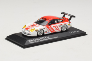 Porsche 911 996 GT3 Cup #37 Matos / Fitzgerald Rolex 24 at Daytona 2005 Minichamps 1:43 400056237 Metall – Bild 2 von 4