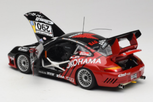 Porsche 911 996 GT3 RS #290 N. Bartels / H. Jacksties / F. Lorenzo Yokohama 24 Hours of Nurburgring 2003 AUTOart 1:18 80372 M – Bild 5 von 8