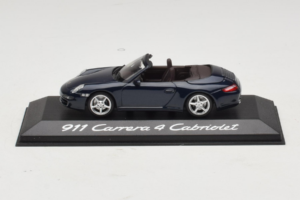Porsche 911 997 Carrera 4 Cabriolet Dunkelblau Minichamps 1:43 WAP02015216-R1 Metall