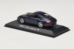 Porsche 911 997 Carrera 4 Dark Blue Metallic Minichamps 1:43 WAP02010016 Metall – Bild 2 von 3