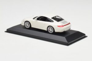 Porsche 911 997 Carrera 4S Carrara Weiss Minichamps 1:43 403066431 Metall – Bild 3 von 4