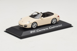 Porsche 911 997 Carrera Cabriolet Weiss Minichamps 1:43 WAP02001118 Metall – Bild 2 von 5