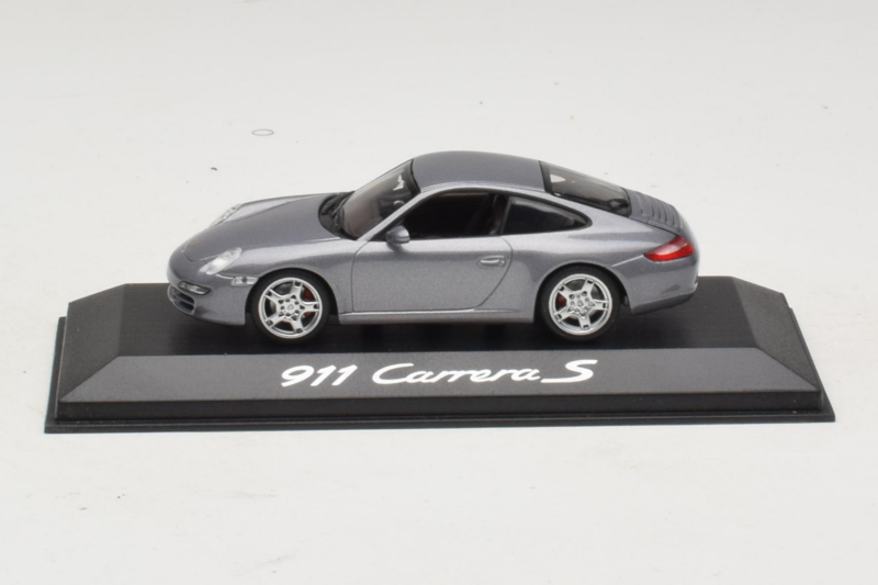 Porsche 911 997 Carrera S Grey Metallic Minichamps 1:43 Porsche 911 997 Carrera S Grey Metallic Minichamps 1:43 WAP02011615-P1 Metall