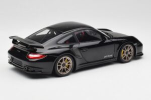 Porsche 911 997 GT2 RS Schwarz & Silber Felgen Minichamps 1:18 100069401 Metall – Bild 3 von 8